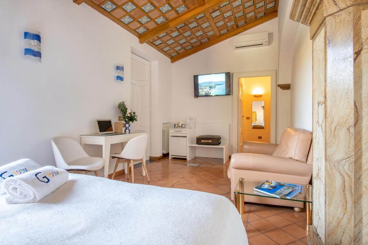 Suite Lidia B&B Сорренто Экстерьер фото